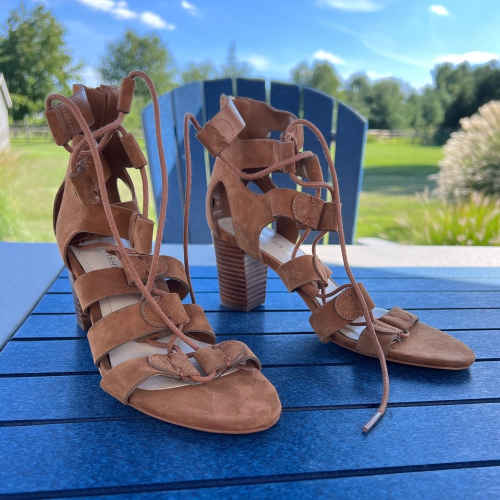New Marc Fisher Patsey Gladiator Heel Sandals Brown sz 8.5